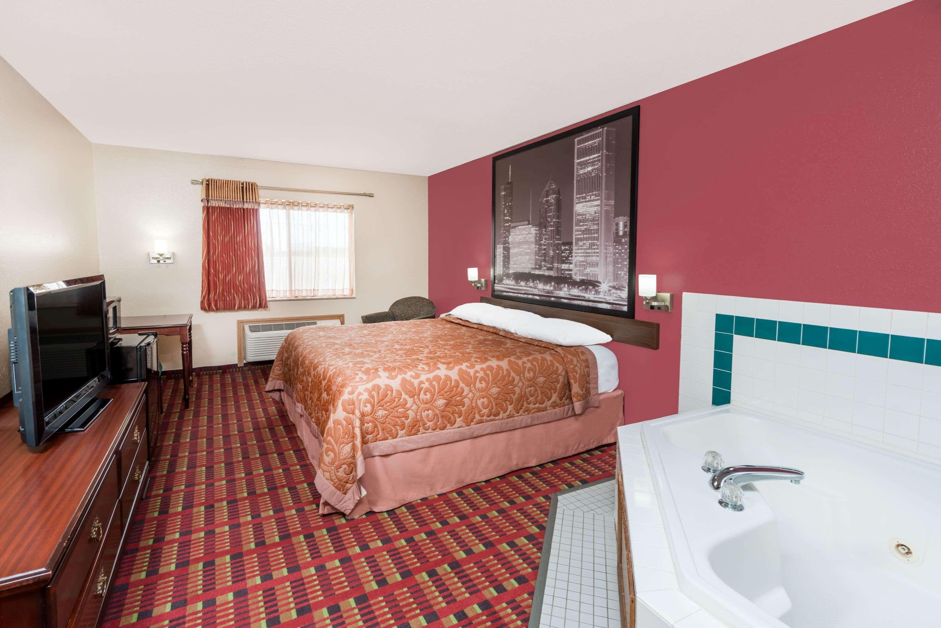 Motel Super 8 By Wyndham Paris Il Exterior foto